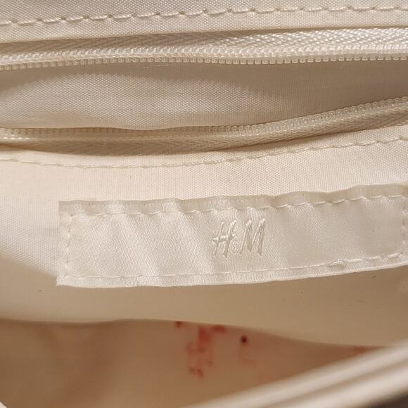 H&M SMALL CROSSBODY PURSE – OFF-WHITE – GOLD COLOR CHAIN STRAP – ELEGANT STYLE - Picture 8 of 10